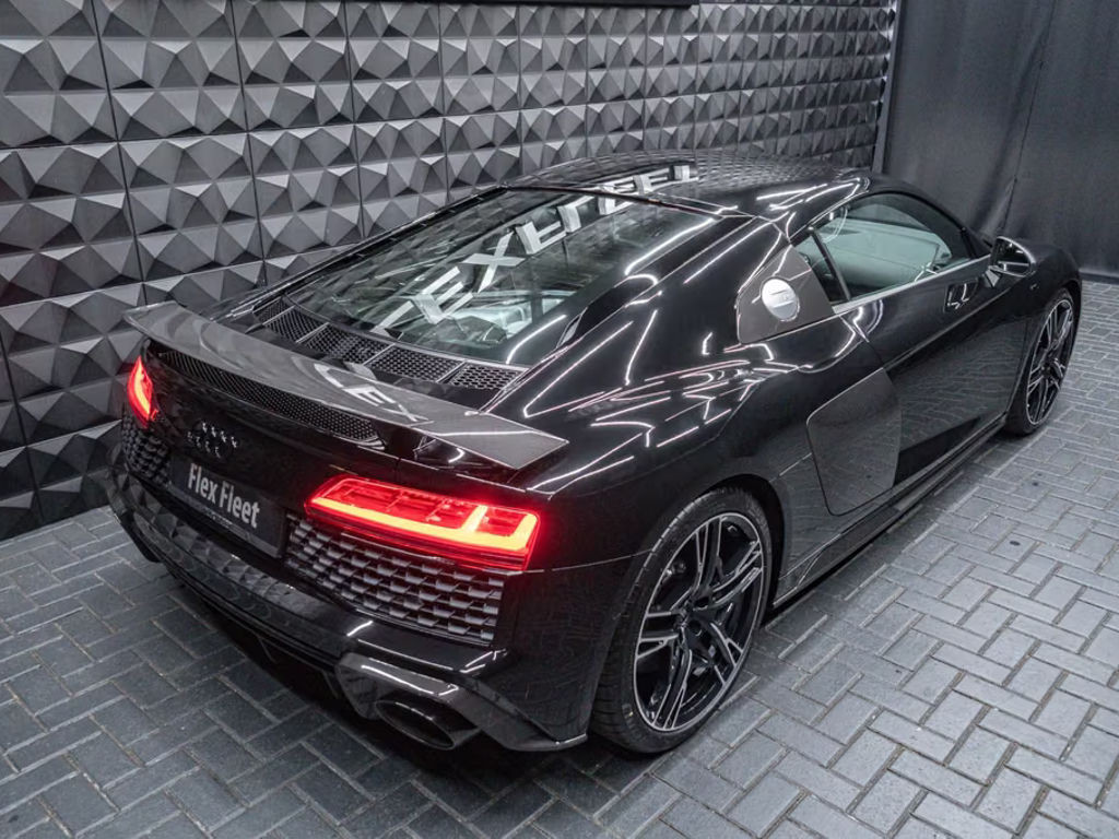 Audi R8