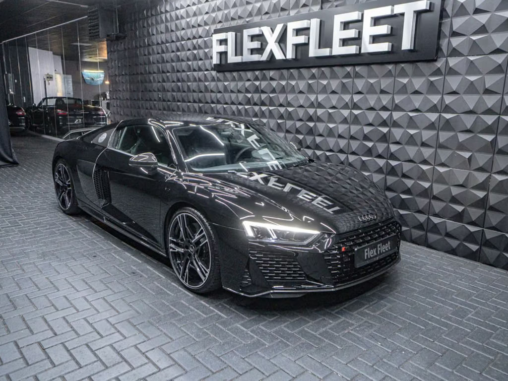 Audi R8
