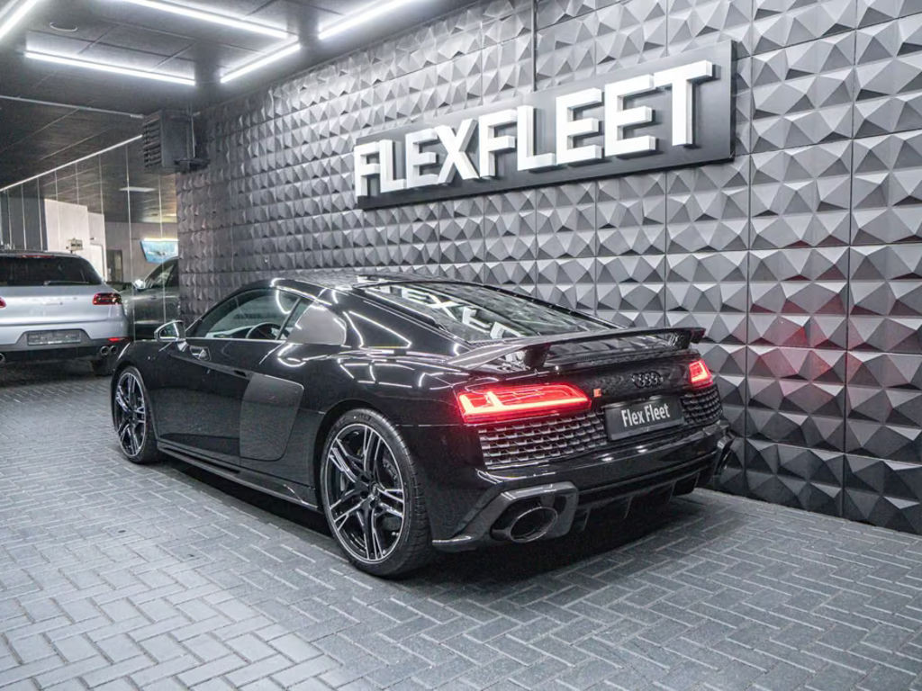 Audi R8