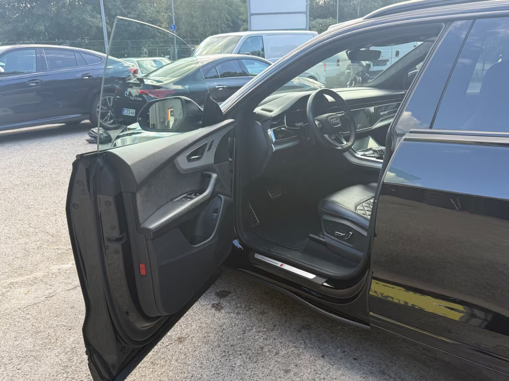 Audi SQ8