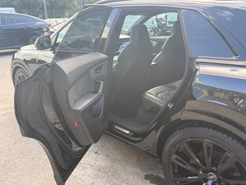 Audi SQ8