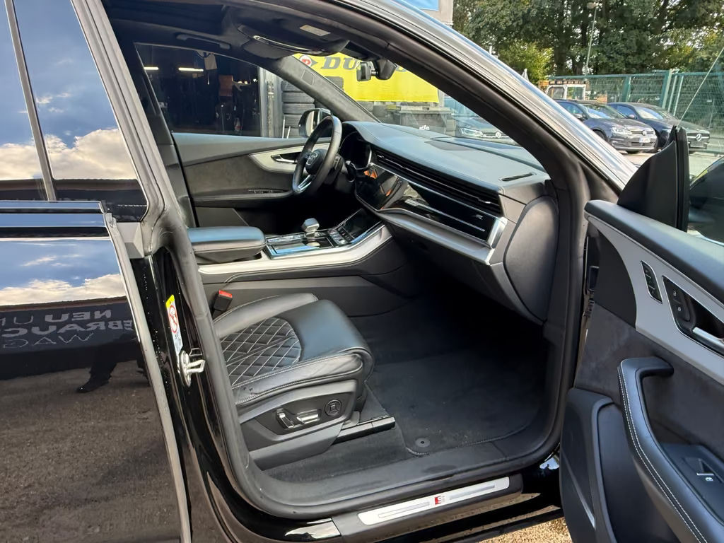Audi SQ8