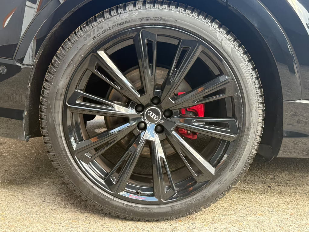 Audi SQ8