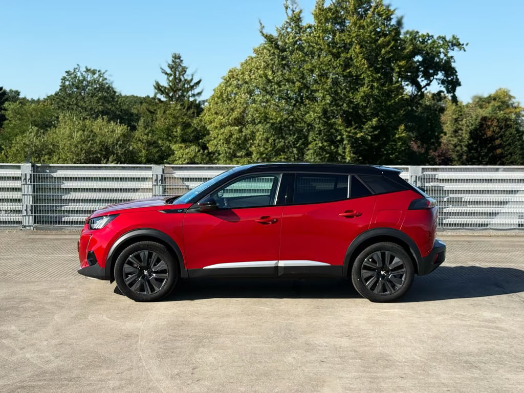 Peugeot e-2008