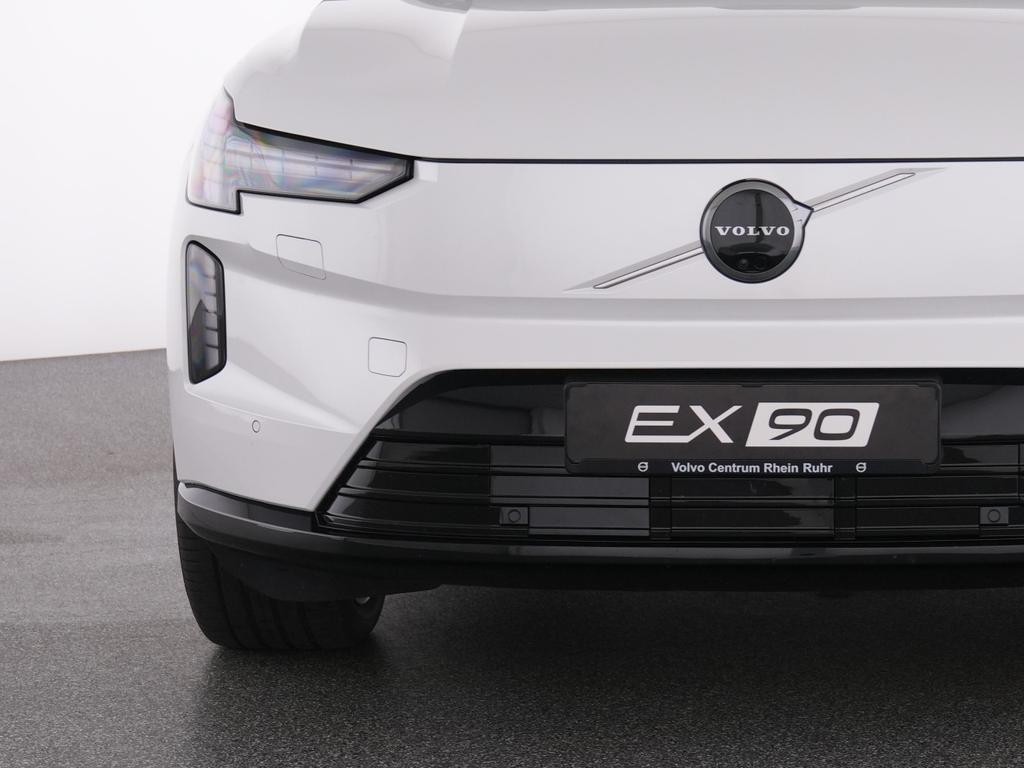 Volvo EX90