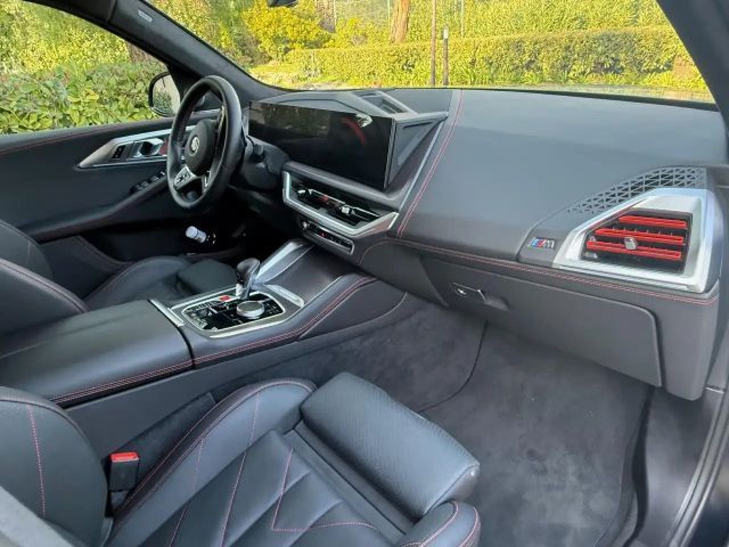 BMW XM