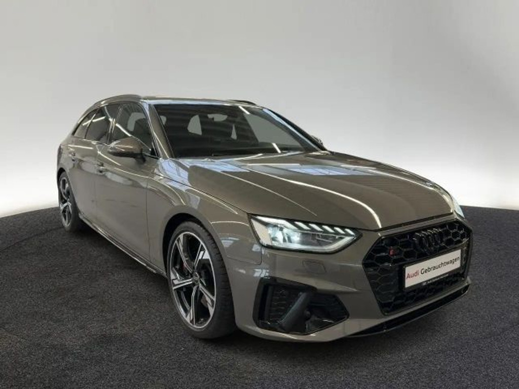 Audi S4