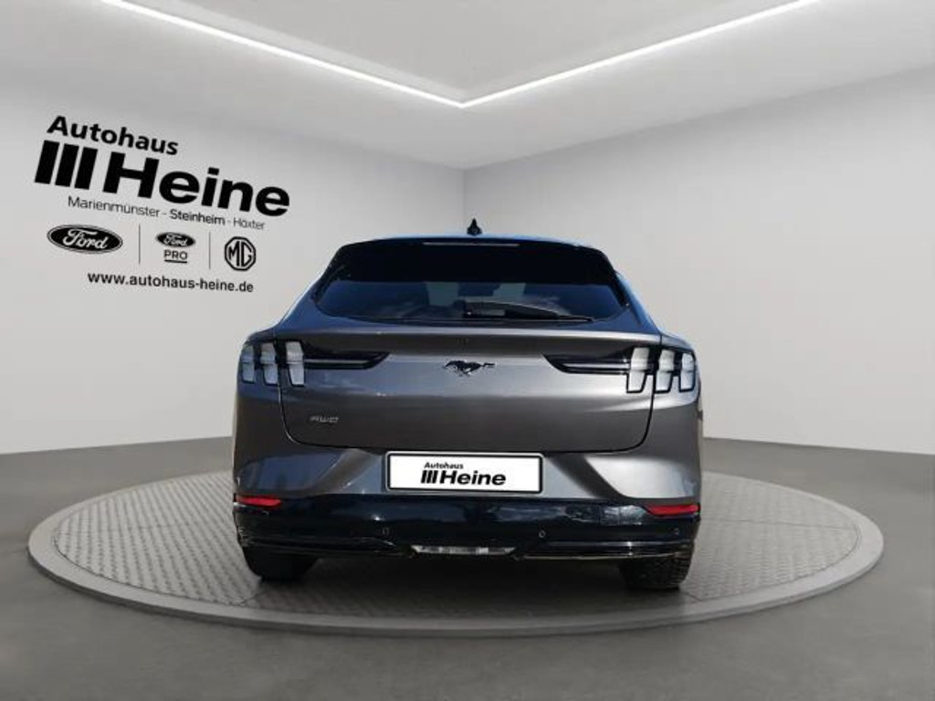 Ford Mustang Mach-E