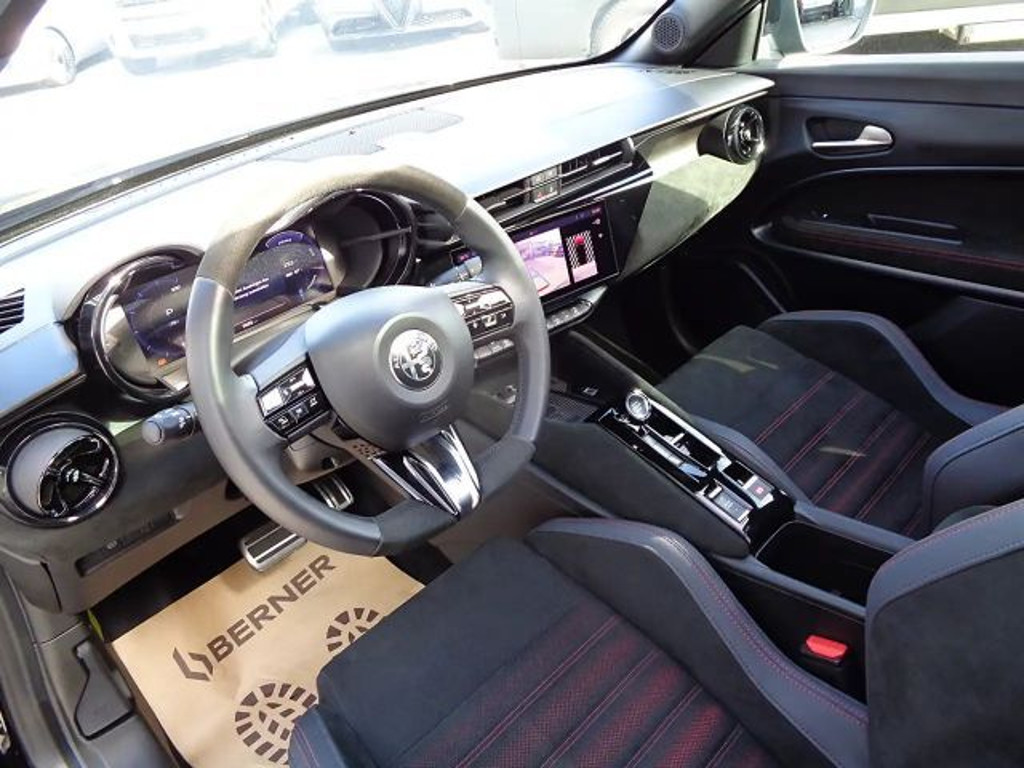 Alfa Romeo Junior