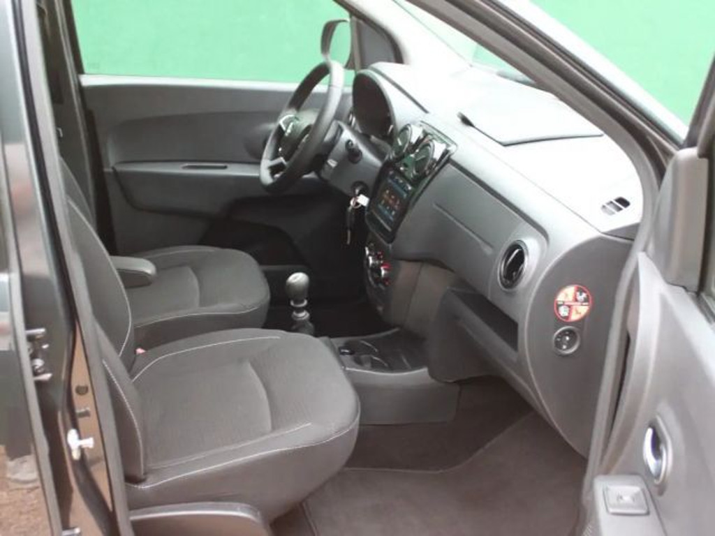 Dacia Lodgy