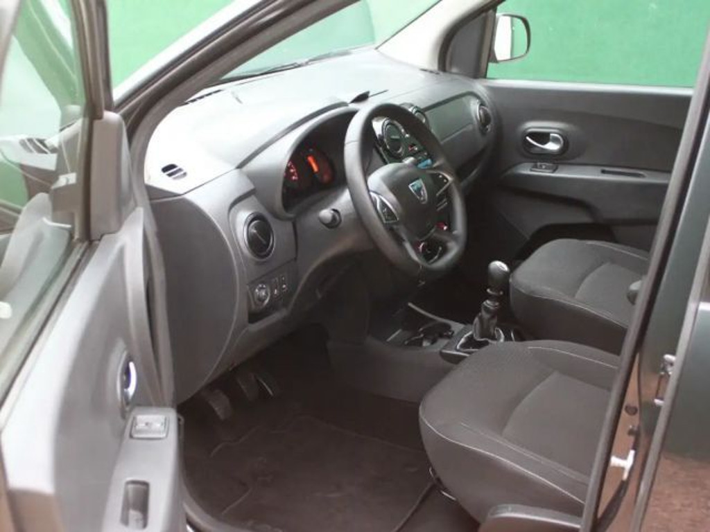 Dacia Lodgy