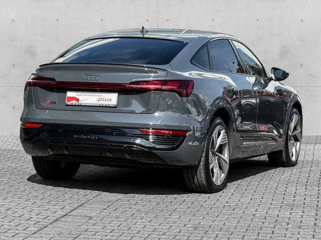 Audi Q8 e-tron