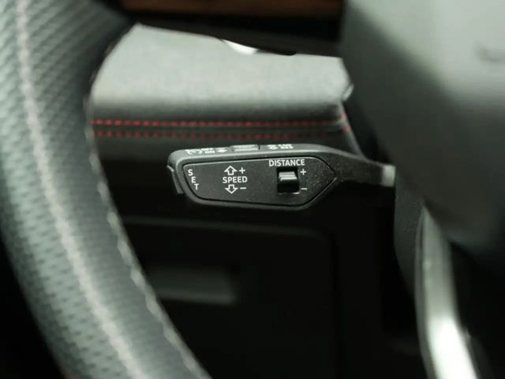 Audi SQ6 e-tron