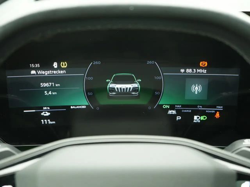 Audi SQ6 e-tron