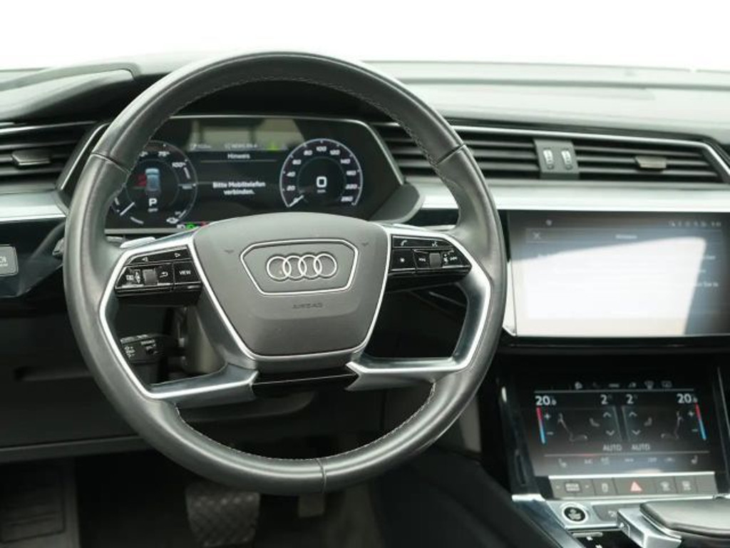 Audi Q8 e-tron