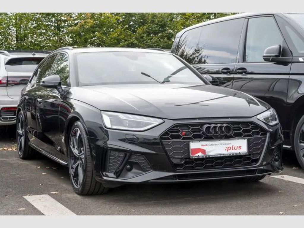 Audi S4