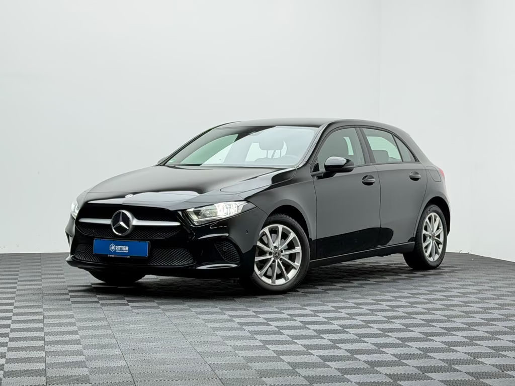 Mercedes-Benz A-Klasse A 250 AMG Line A 250 e