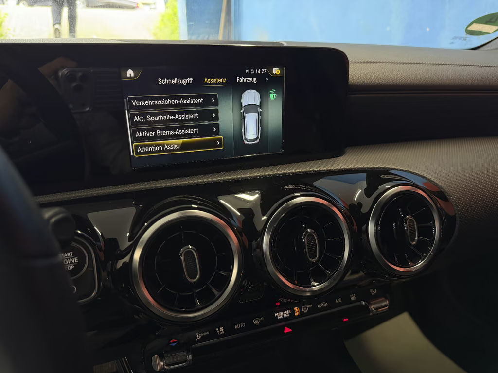 Mercedes-Benz CLA-Klasse