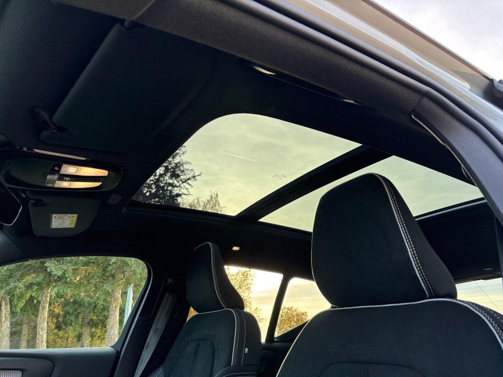 Volvo EX40