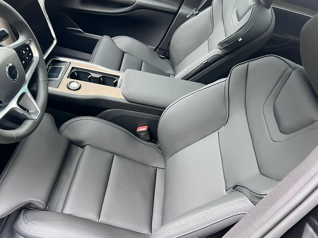 Volvo EX90