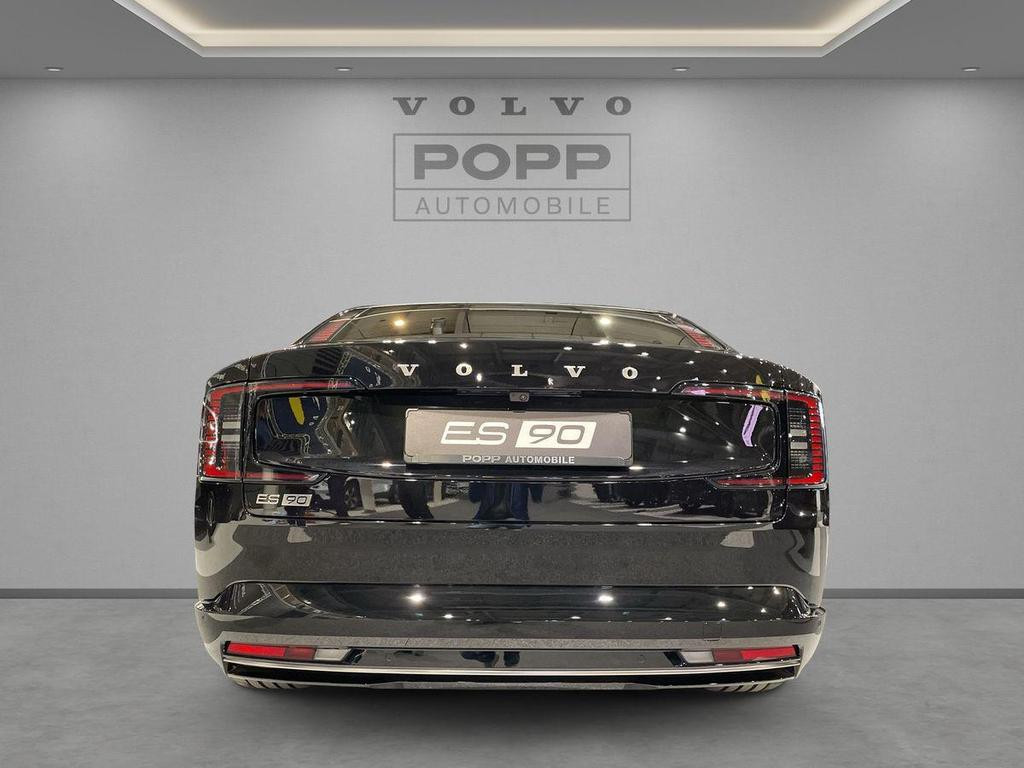 Volvo ES90