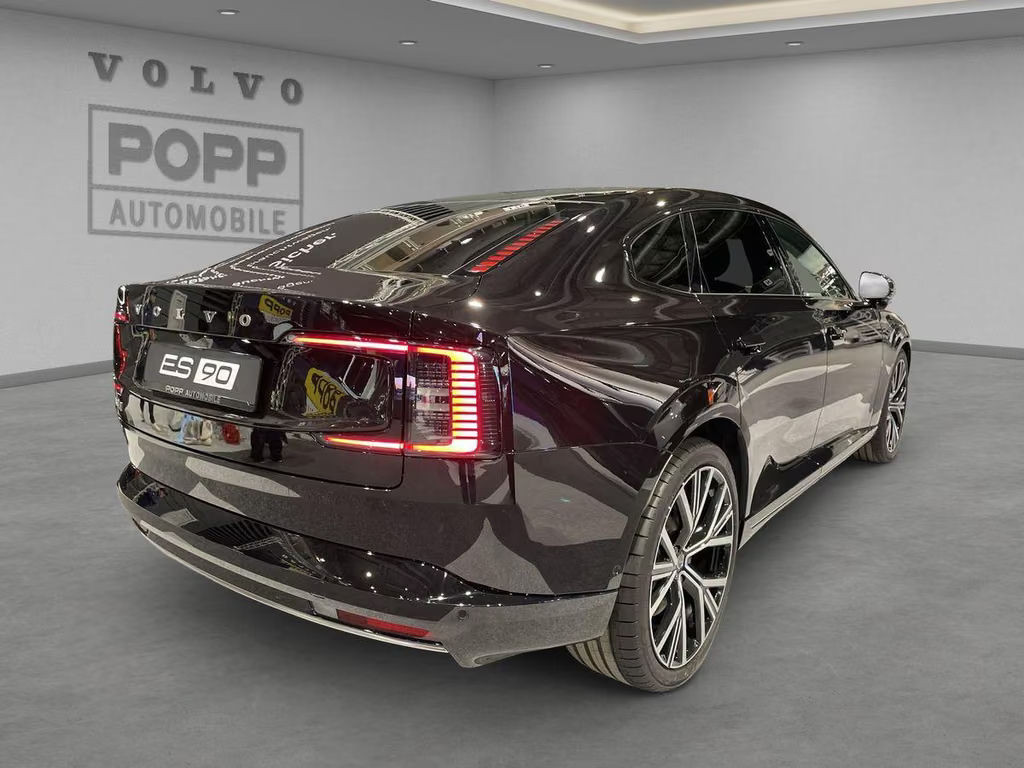 Volvo ES90
