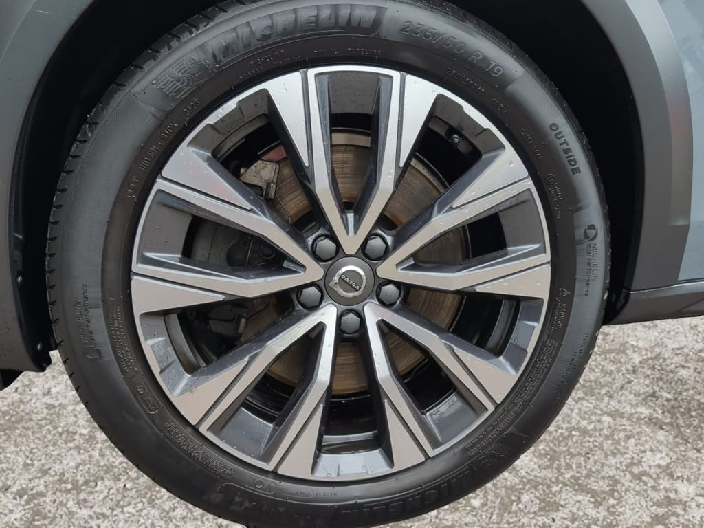 Volvo V90 Cross Country