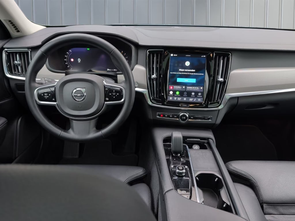 Volvo V90 Cross Country