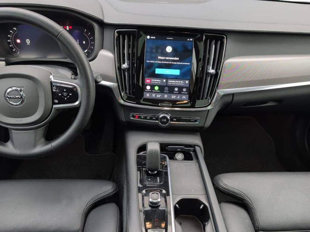 Volvo V90 Cross Country