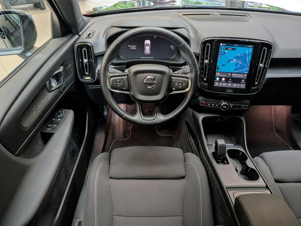 Volvo EX40