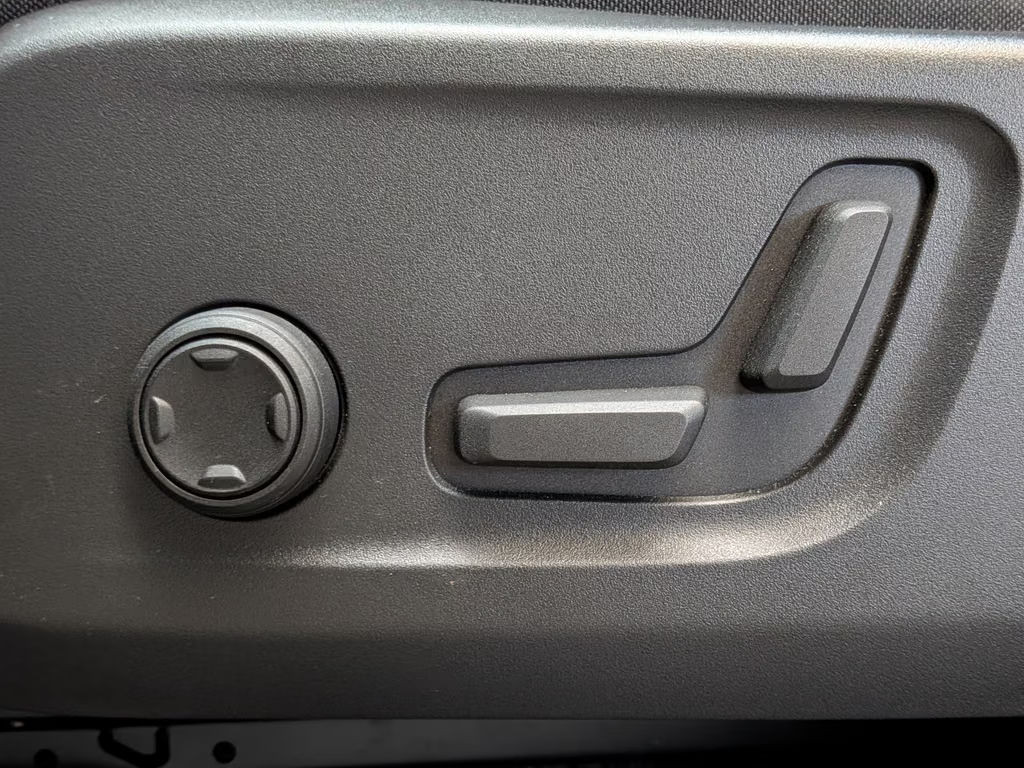Volvo EX40