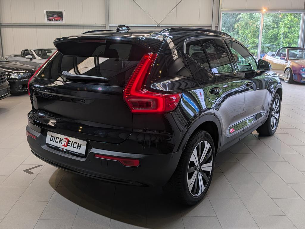 Volvo EX40
