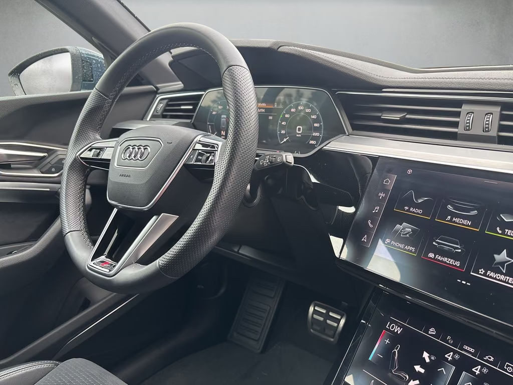 Audi Q8 e-tron