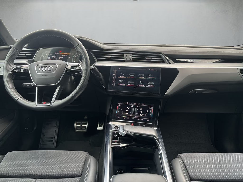 Audi Q8 e-tron