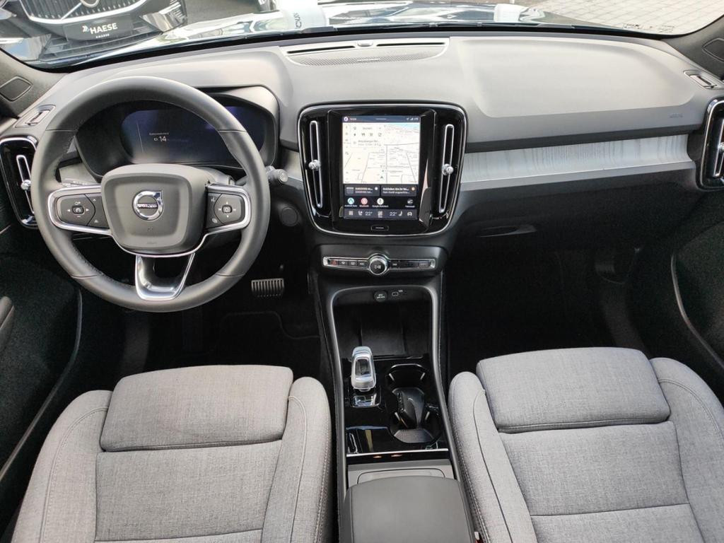 Volvo EX40