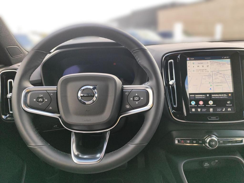 Volvo EX40