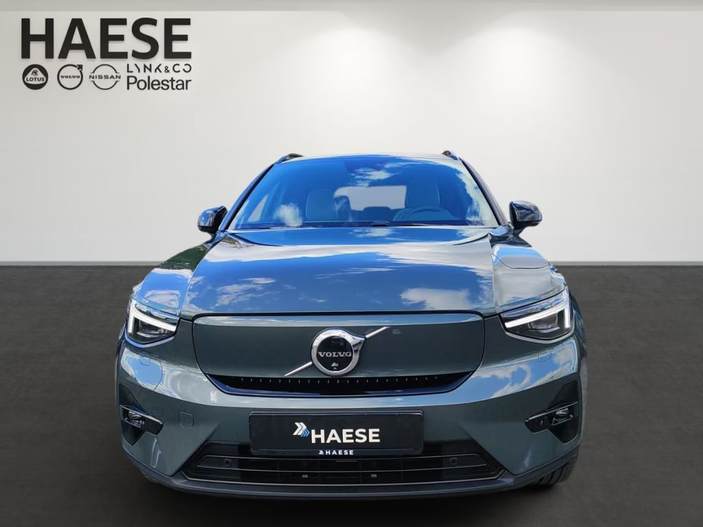 Volvo EX40