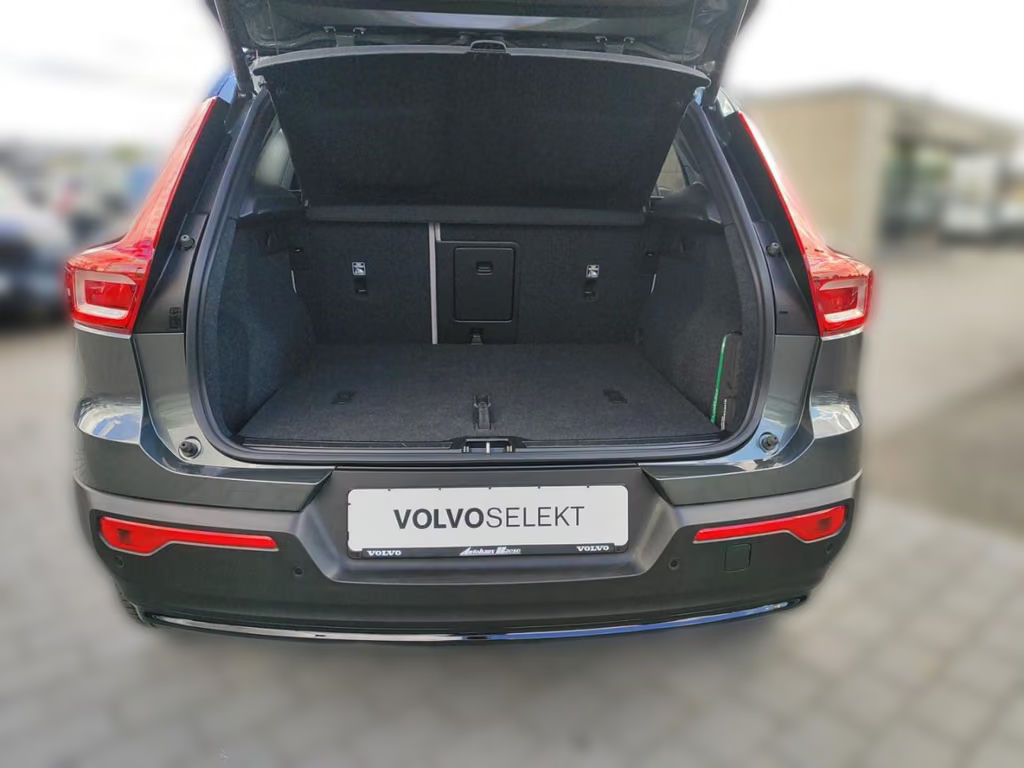 Volvo EX40