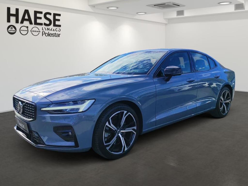 Volvo S60 AWD Ultimate Dark