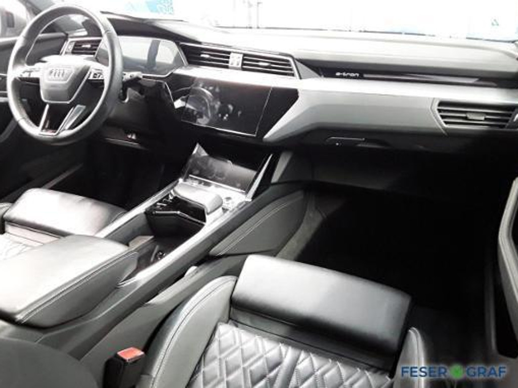 Audi Q8 e-tron