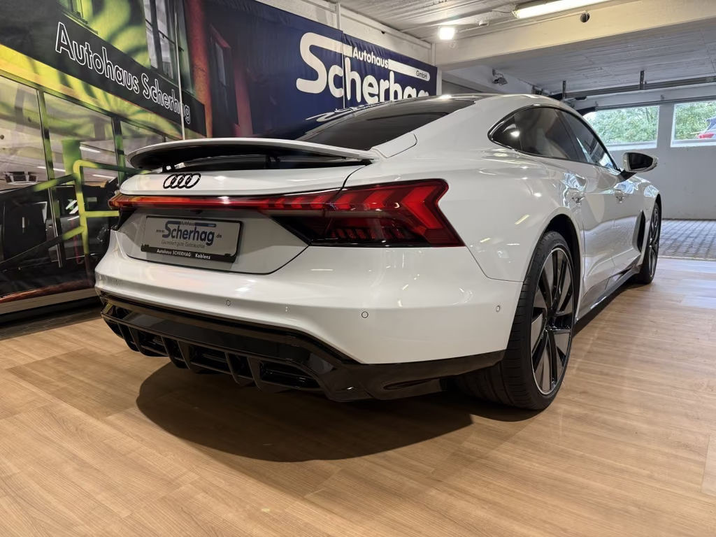 Audi e-tron GT