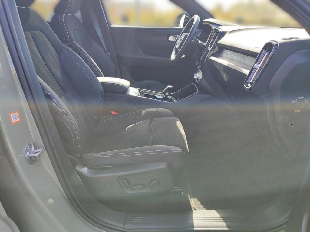 Volvo C40