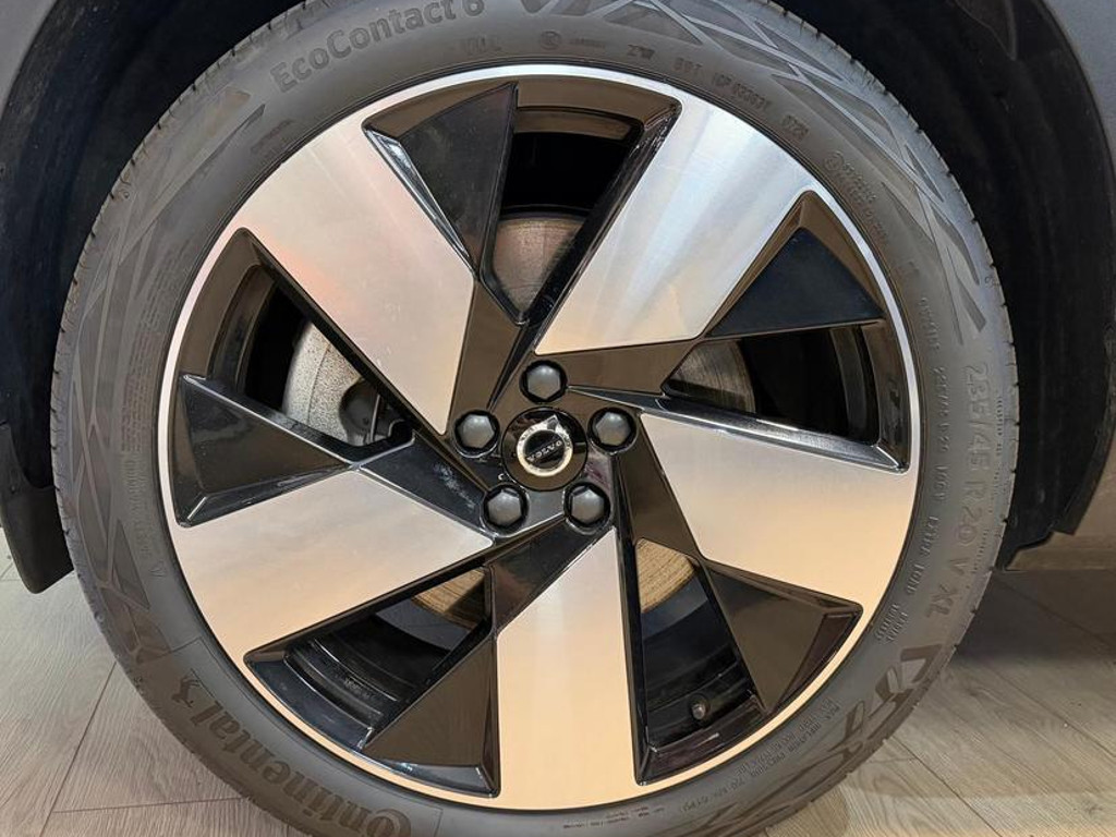 Volvo C40