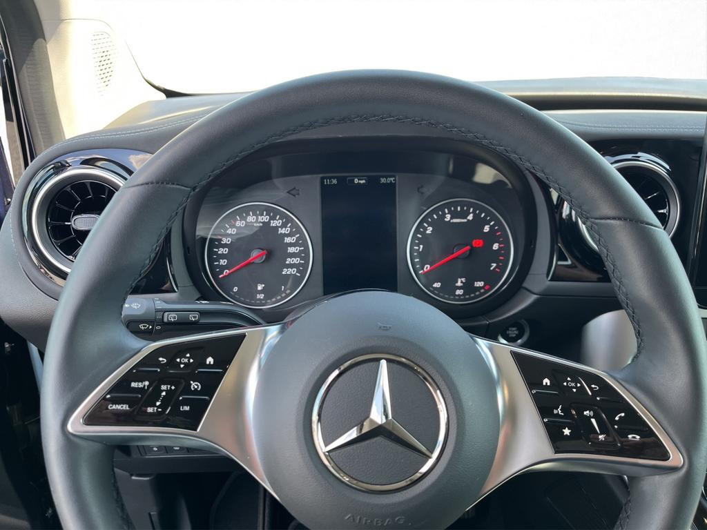 Mercedes-Benz T 180