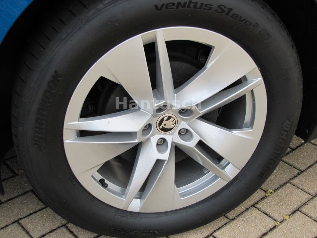 Skoda Enyaq iV