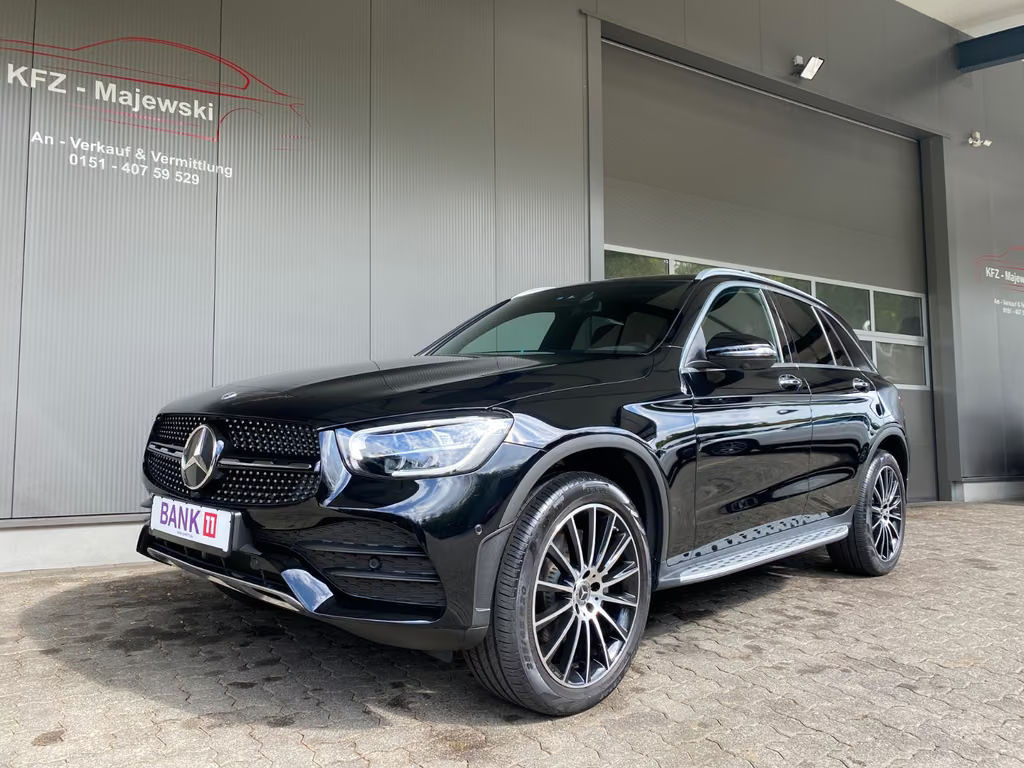 Mercedes-Benz GLC-Klasse GLC 300 4Matic//Carplay//Digitaltacho