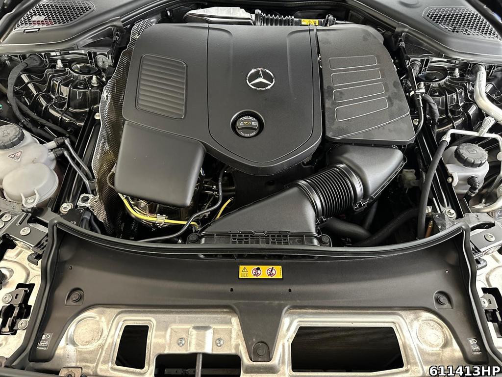 Mercedes-Benz E-Klasse E 300 AMG Line E 300 e Sedan