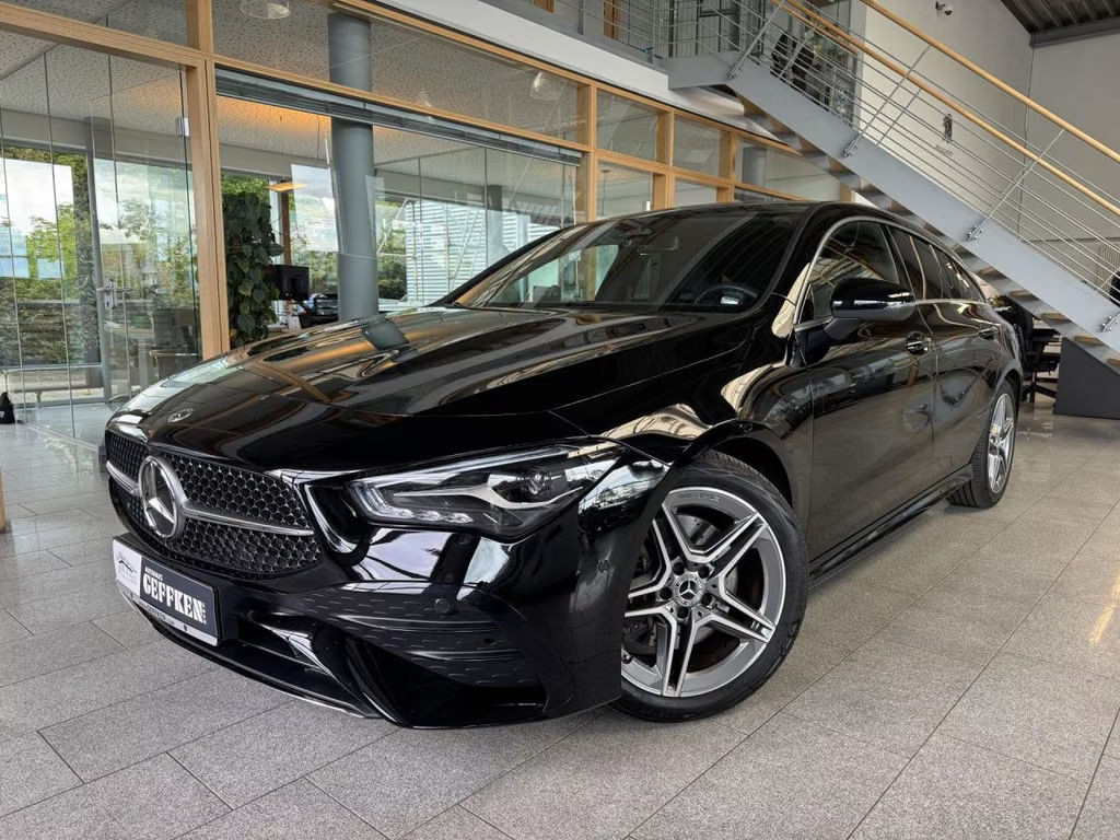 Mercedes-Benz CLA-Klasse CLA 200 AMG Line Shooting Brake