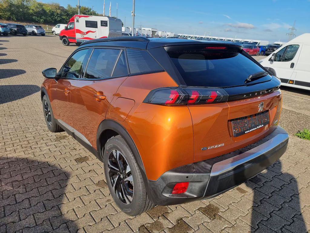 Peugeot e-2008
