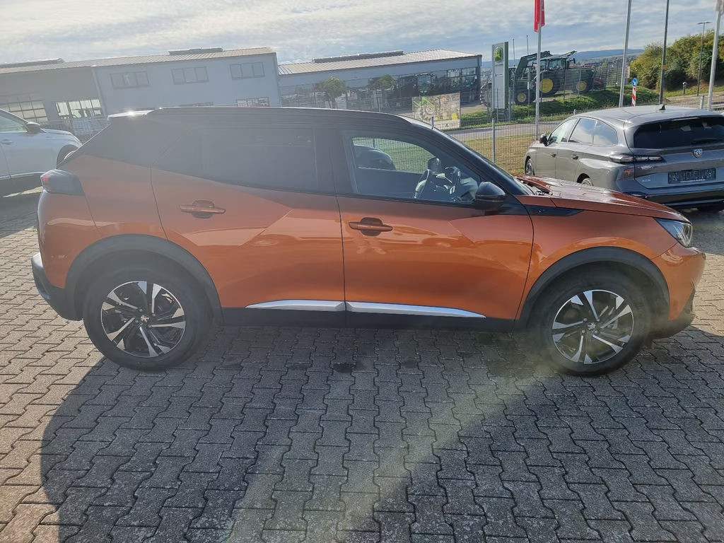 Peugeot e-2008